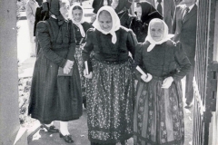 Trachten (Zugang Kirchhof, ca. 1980)