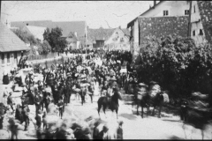 Dorfplatz Umzug (vor 1940)